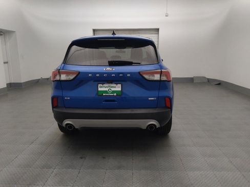 Used 2020 Ford Escape SE image 7
