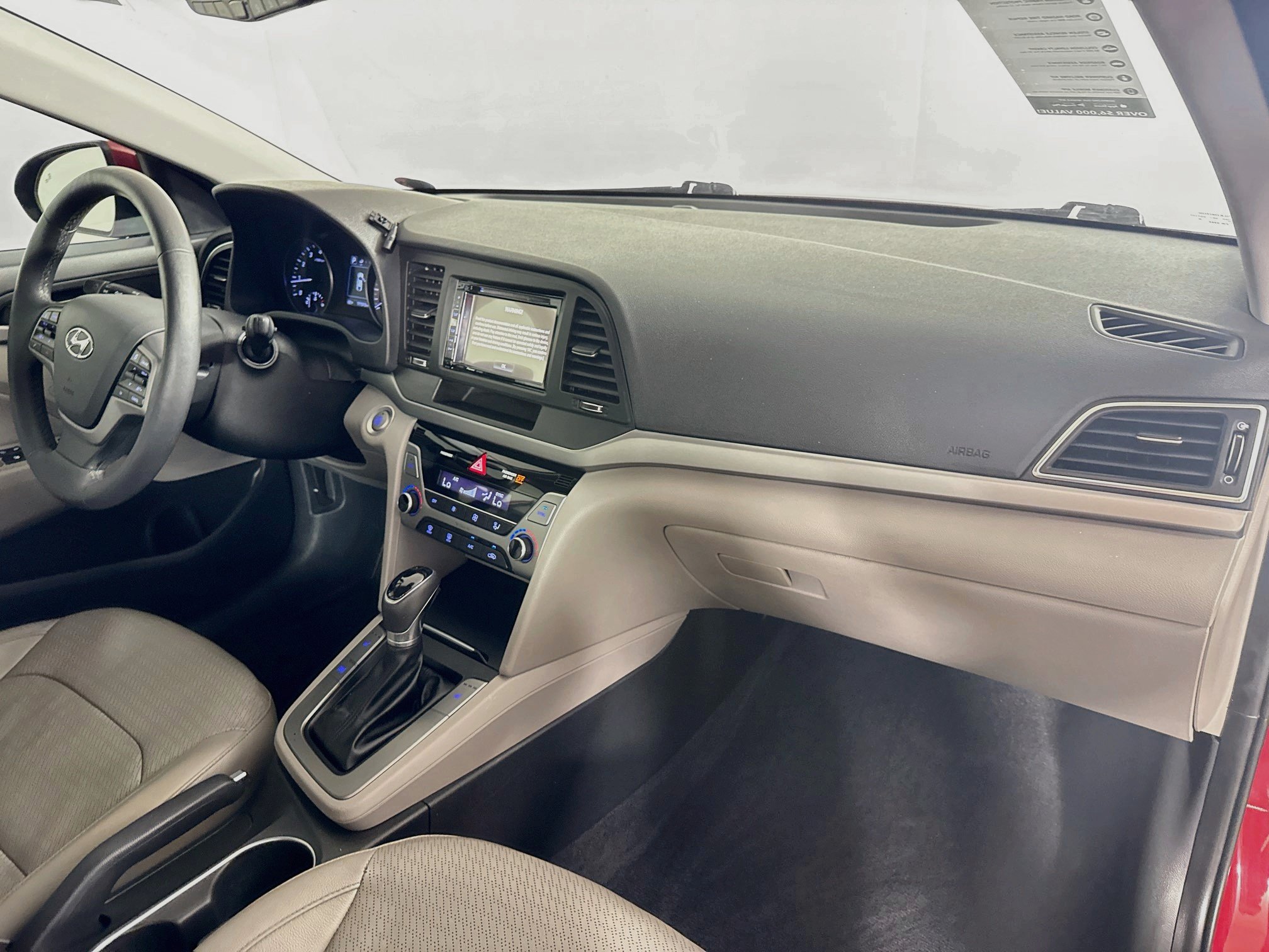 Used 2017 Hyundai Elantra Limited FWD image 35