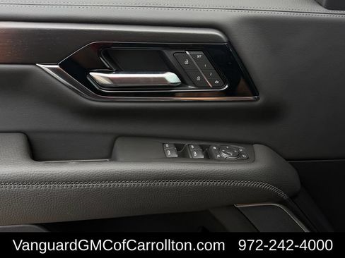 New 2026 GMC Yukon Denali w/ Denali Reserve Package AWD/4WD image 21