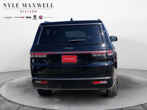 New 2026 Jeep Grand Wagoneer L Summit AWD/4WD image 15