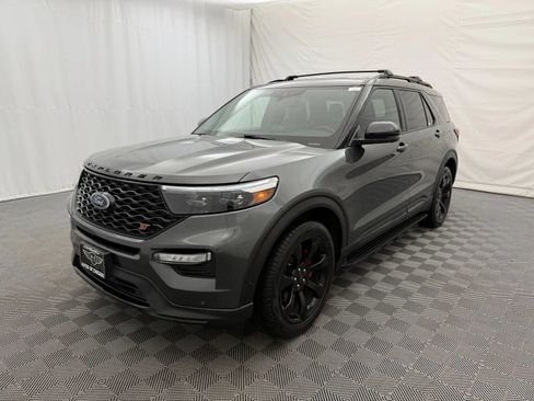Used 2020 Ford Explorer ST w/ ST High-Performance Pack AWD/4WD image 2