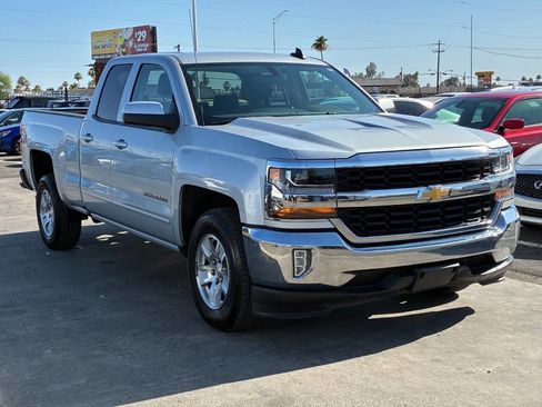 Used 2018 Chevrolet Silverado 1500 LT w/ All Star Edition RWD image 10