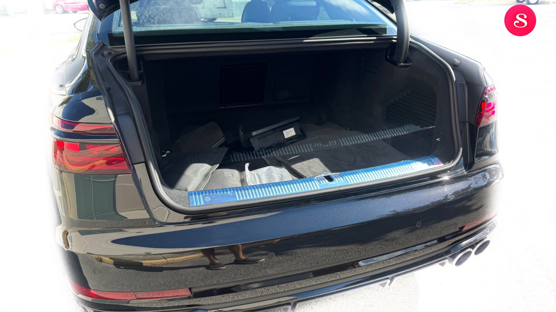 Used 2026 Audi S8 AWD/4WD image 7