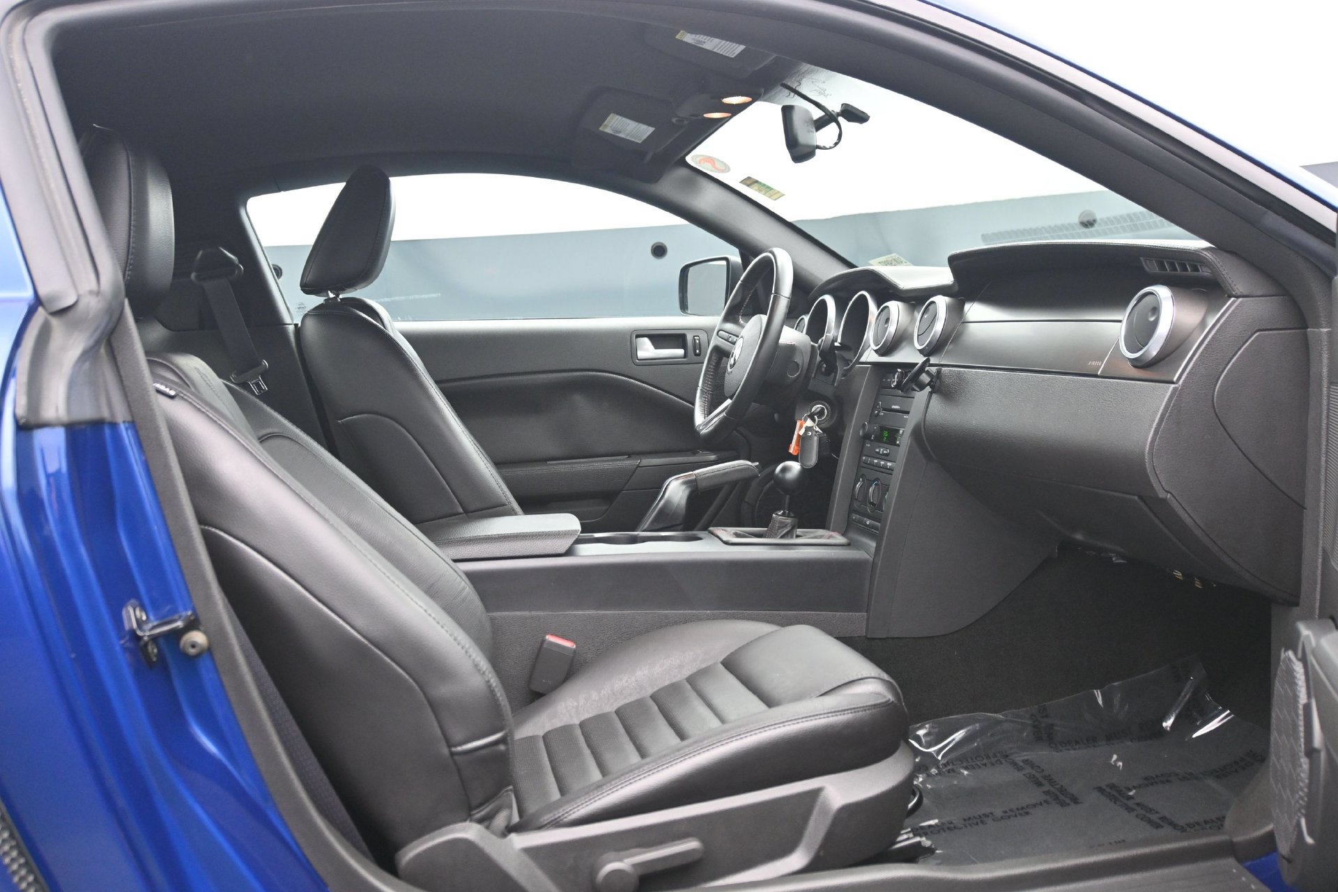 Used 2007 Ford Mustang Shelby GT500 RWD image 13