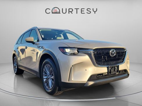 Used 2025 MAZDA CX-90 3.3 Turbo w/ Preferred Package image 6