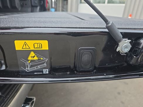 New 2026 RAM 1500 Limited image 14