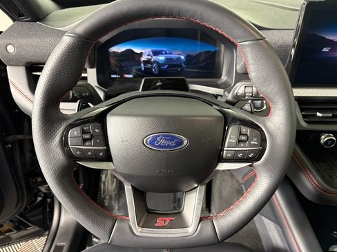 Certified 2025 Ford Explorer ST image 16