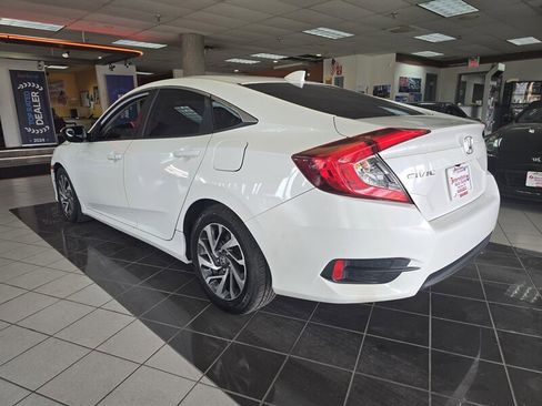 Used 2017 Honda Civic EX image 6