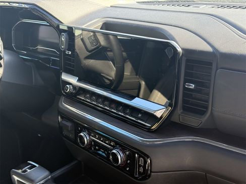 Used 2025 GMC Sierra 1500 SLT w/ SLT Premium Plus Package image 6