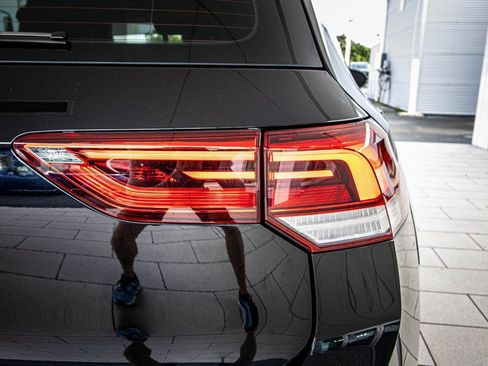 Used 2023 Volkswagen GTI SE w/ SE Leather Package image 18