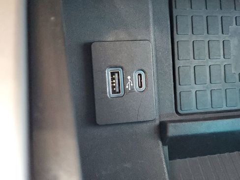 Used 2022 Ford F250 Lariat w/ Lariat Ultimate Package image 32