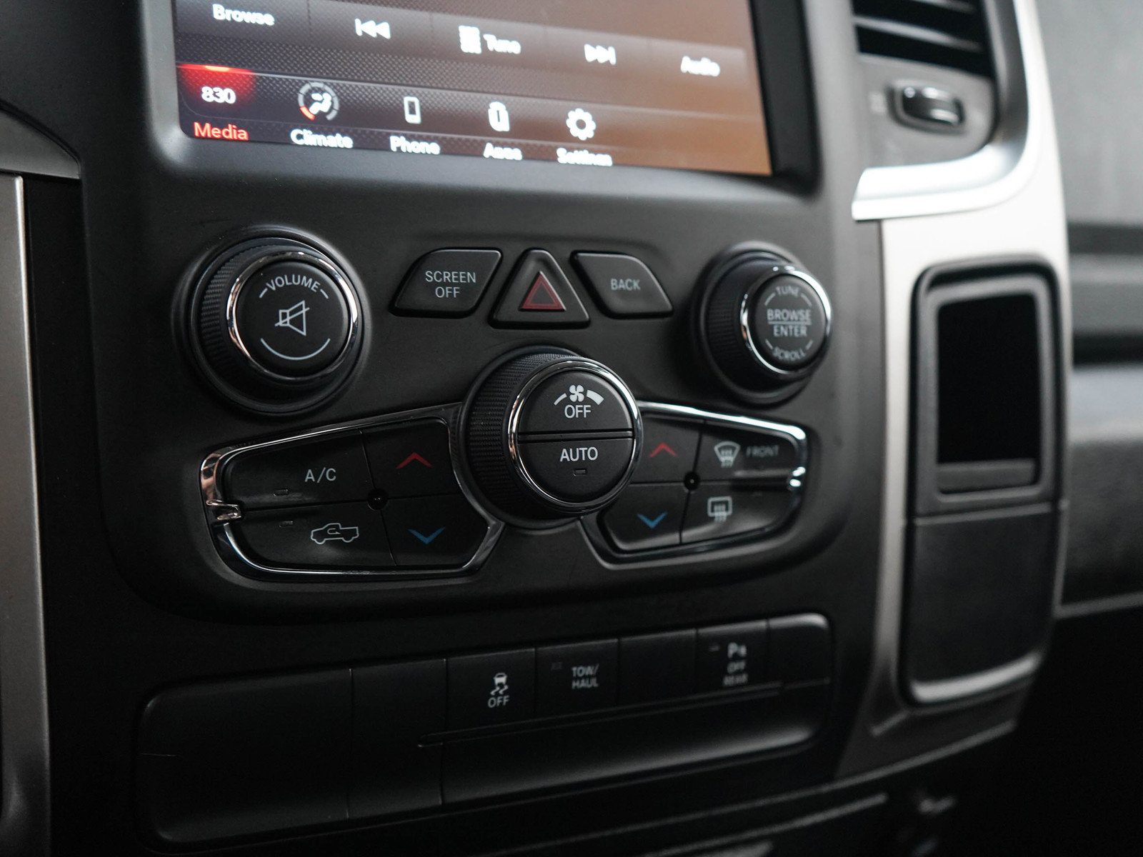 Used 2020 RAM 1500 Warlock w/ Electronics Group AWD/4WD image 22