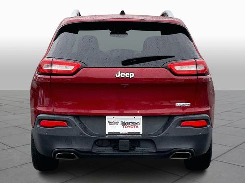 Used 2017 Jeep Cherokee Latitude w/ Comfort/Convenience Group image 5