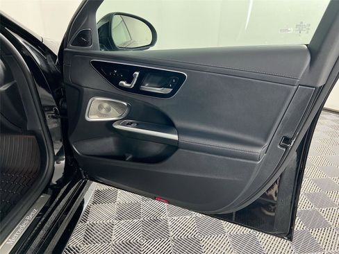 Certified 2024 Mercedes-Benz C 300 4MATIC Sedan image 28