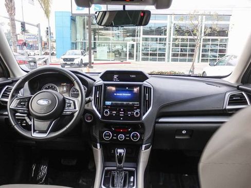 Used 2020 Subaru Forester Limited w/ Popular Package #3 AWD/4WD image 18