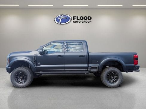 New 2026 Ford F250 Lariat w/ Black Appearance Package AWD/4WD image 4