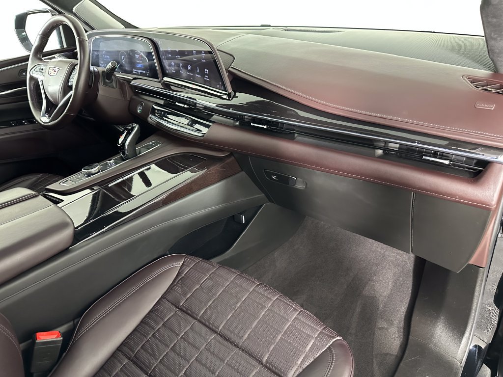 Used 2023 Cadillac Escalade Premium Luxury Platinum w/ LPO, Radiant Package AWD/4WD image 40