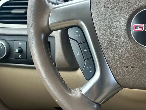 Used 2007 GMC Yukon SLT w/ SLT Preferred Equipment Group image 25