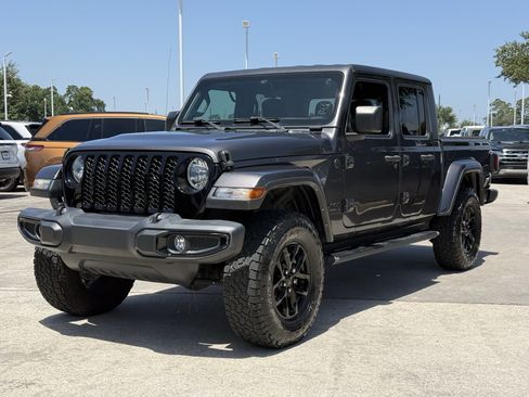 Used 2022 Jeep Gladiator Sport AWD/4WD image 10