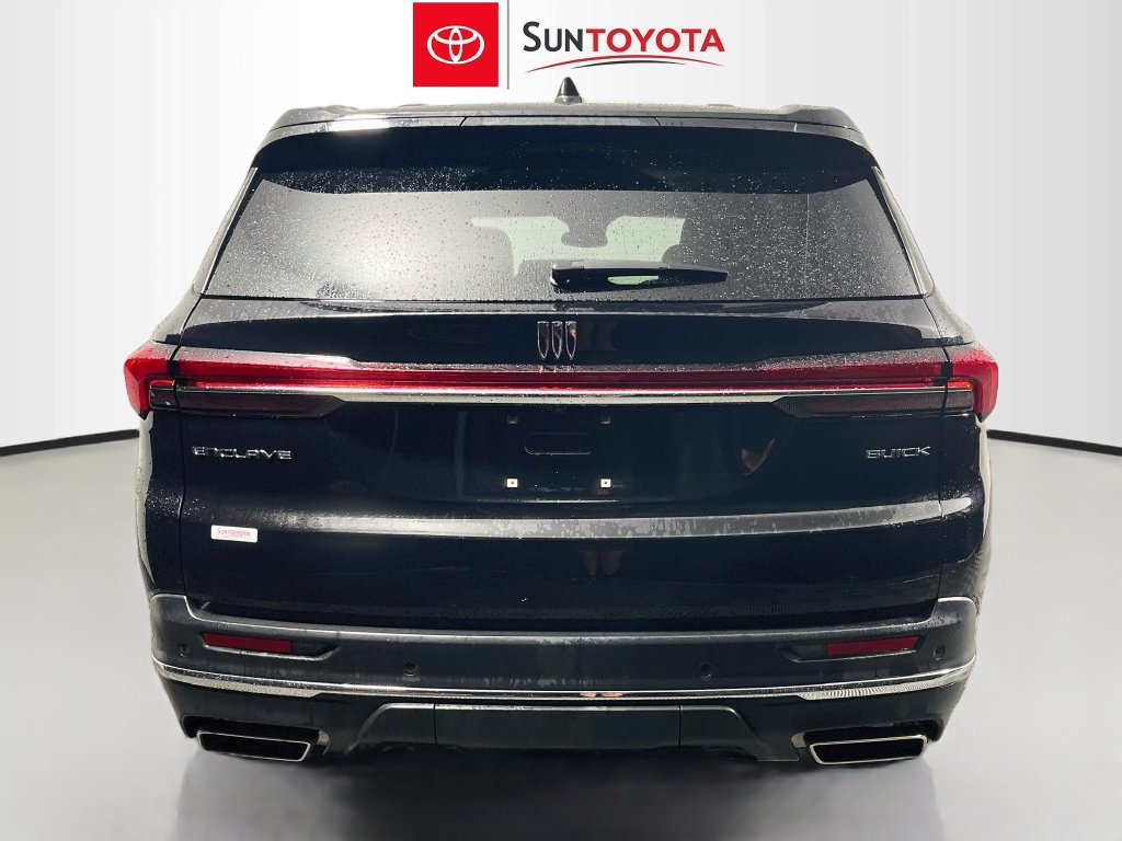 Used 2025 Buick Enclave Preferred FWD image 4