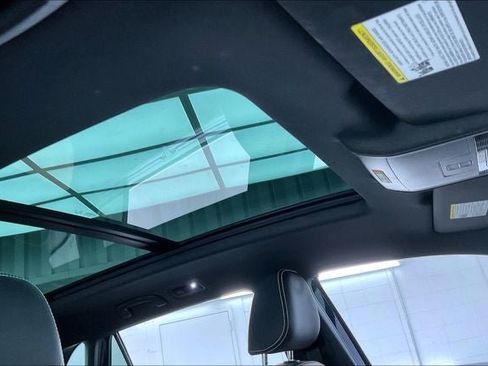 Used 2023 Volkswagen Atlas Cross Sport SEL Premium R-Line image 13