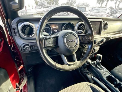 Used 2021 Jeep Wrangler Unlimited Sport AWD/4WD image 12