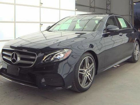 Used 2019 Mercedes-Benz E 300 4MATIC w/ Premium 1 Package image 13