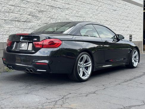 Used 2018 BMW M4 Convertible RWD image 37