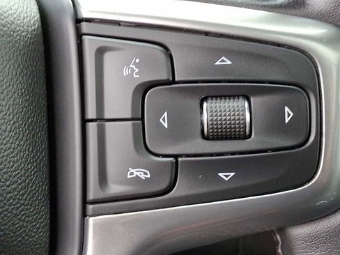 Used 2022 Chevrolet Tahoe Z71 w/ Luxury Package image 25