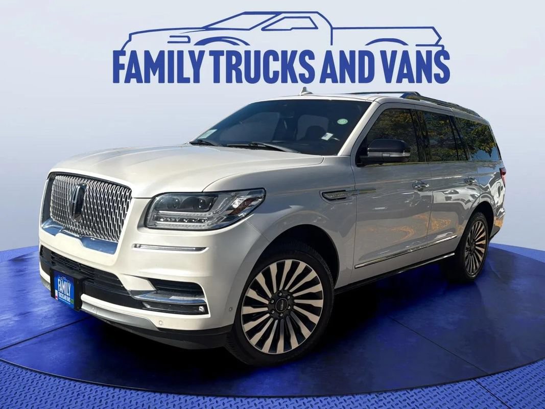 Used 2019 Lincoln Navigator Reserve w/ Cargo Package AWD/4WD image 1