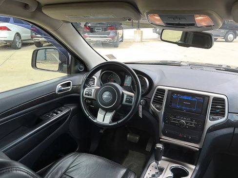 Used 2011 Jeep Grand Cherokee Laredo AWD/4WD image 61