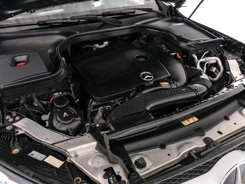 Used 2020 Mercedes-Benz GLC 300 4MATIC image 56