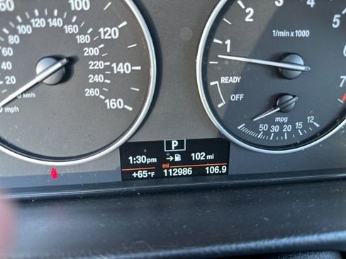 Used 2015 BMW 320i xDrive Sedan image 2