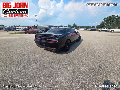 Used 2022 Dodge Challenger R/T Scat Pack RWD image 6