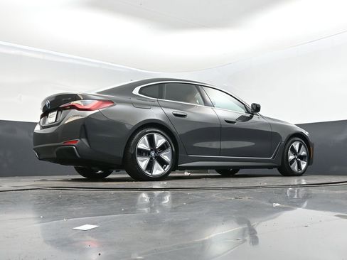 New 2025 BMW i4 eDrive40 w/ Premium Package RWD image 42