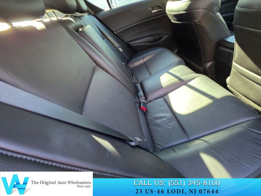 Used 2014 Acura ILX FWD image 19