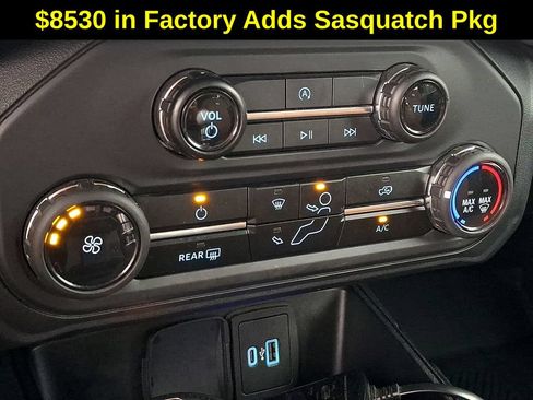 Used 2023 Ford Bronco 2-Door w/ Sasquatch Package AWD/4WD image 22