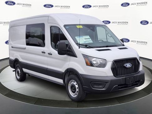New 2026 Ford Transit 250 148 Medium Roof w/ Load Area Protection Package image 7