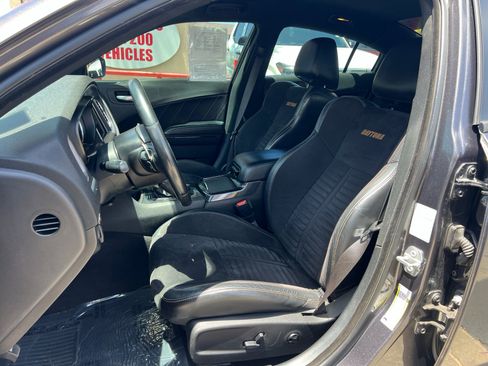 Used 2019 Dodge Charger R/T RWD image 14