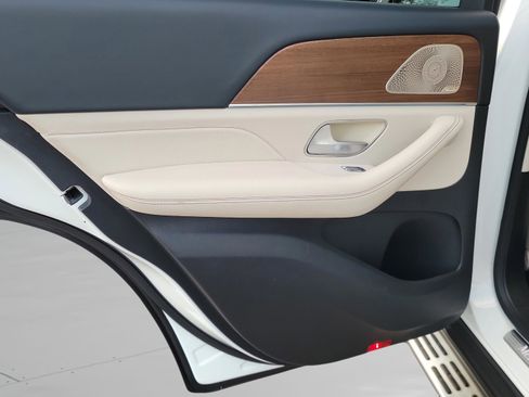 Used 2022 Mercedes-Benz GLE 350 image 12