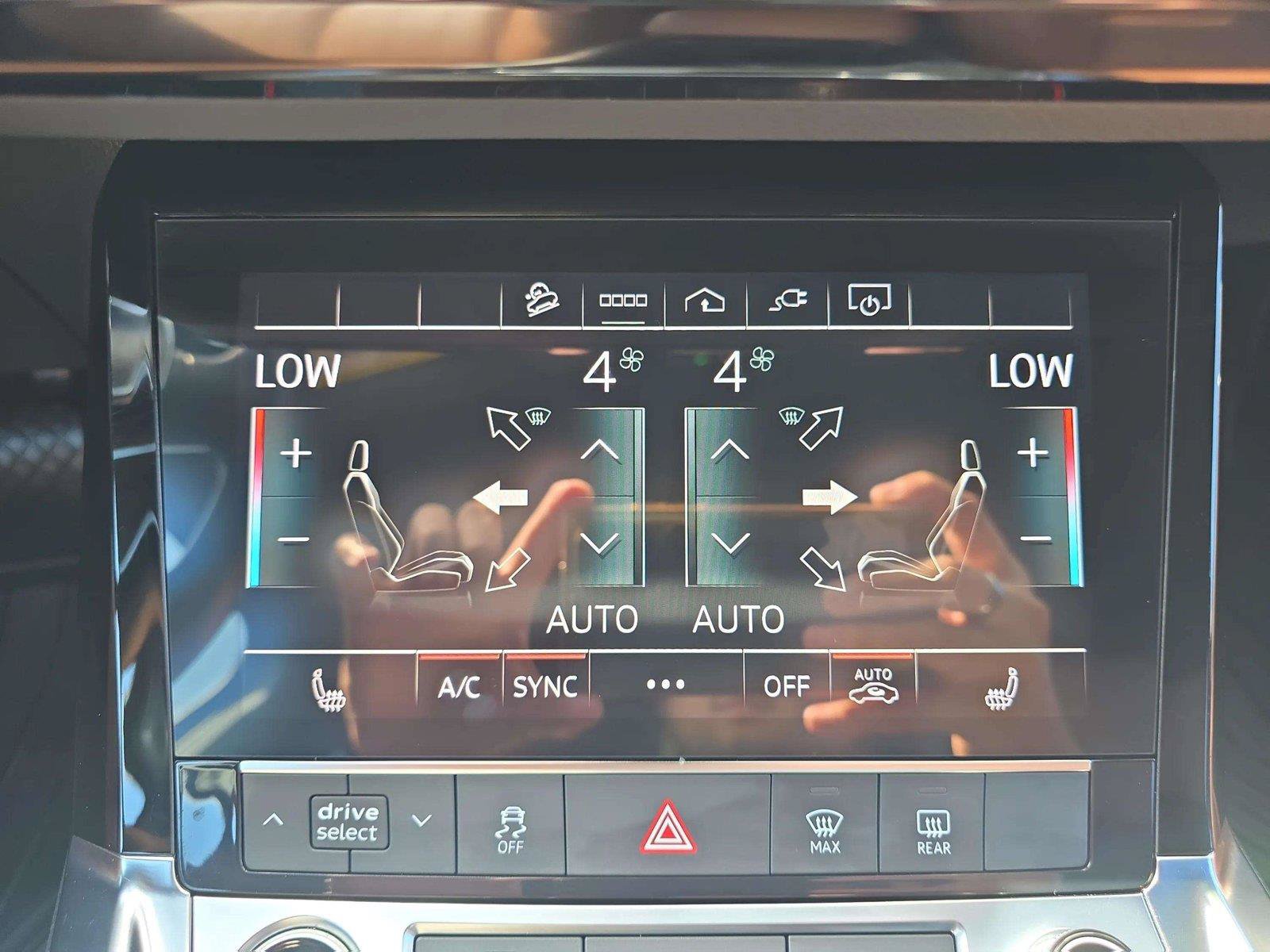 Used 2022 Audi e-tron Premium AWD/4WD image 10