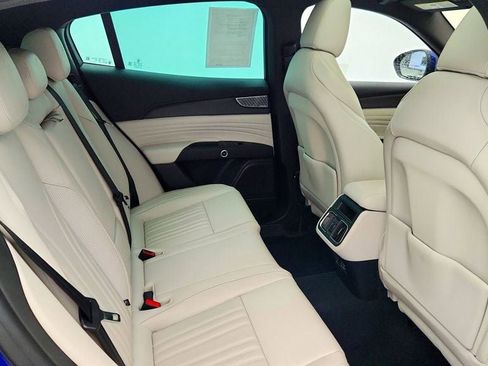 Used 2023 Maserati Grecale Modena image 24