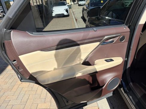 Used 2019 Lexus RX 350L Luxury w/ Cold Area Package (CT) FWD image 13