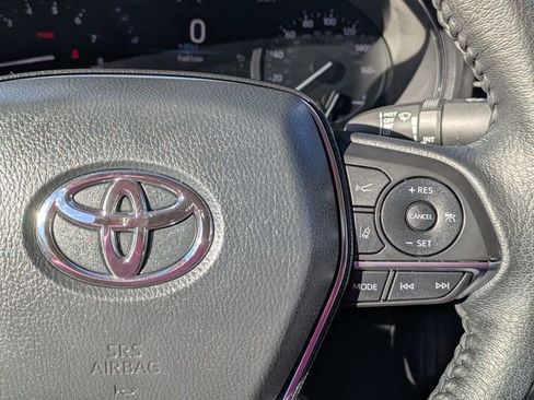Used 2022 Toyota Avalon XLE image 20