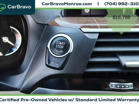 Used 2019 BMW X3 xDrive30i w/ Driving Assistance Package AWD/4WD image 29