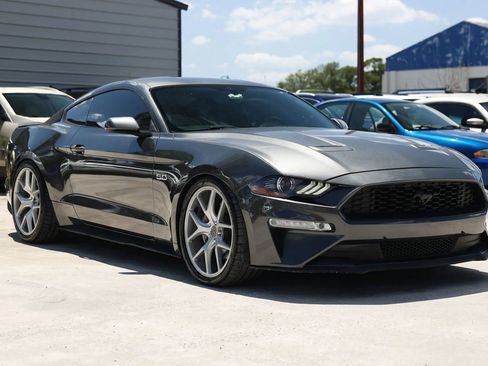 Used 2019 Ford Mustang GT image 9