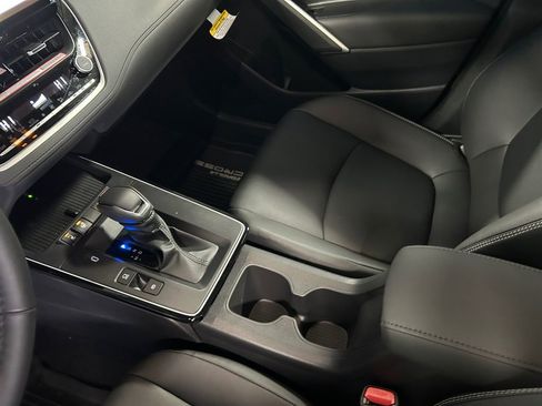 New 2026 Toyota Corolla Cross XLE w/ Convenience Package image 20