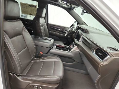Used 2023 GMC Yukon Denali image 41