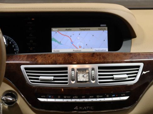 Used 2007 Mercedes-Benz S 550 4MATIC image 56
