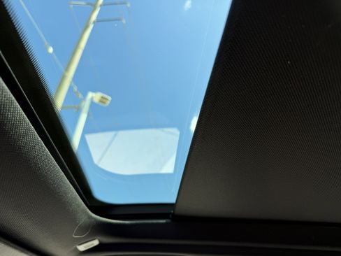 Used 2025 BMW X3 xDrive30i w/ Premium Package image 22